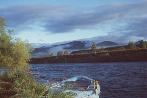 Kamchatka Float Fiskeri med Golden Trout klasse 7 fluestang